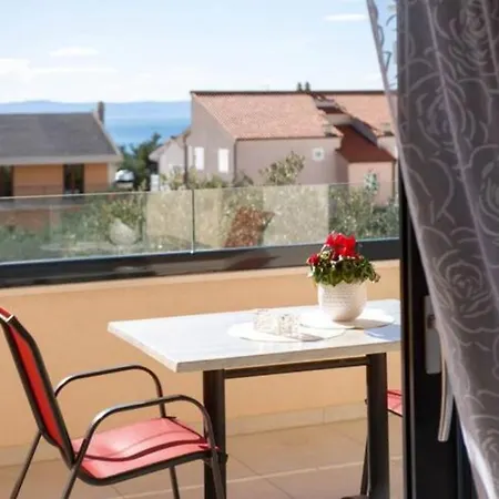 Ivanka Apartamento Makarska